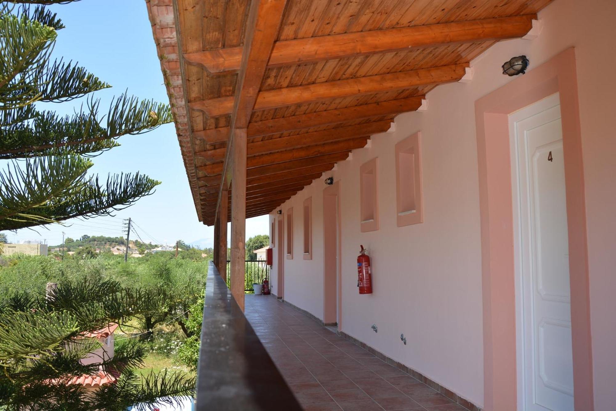 Red Rose Garden Διαμέρισμα Τσιλιβί Εξωτερικό φωτογραφία