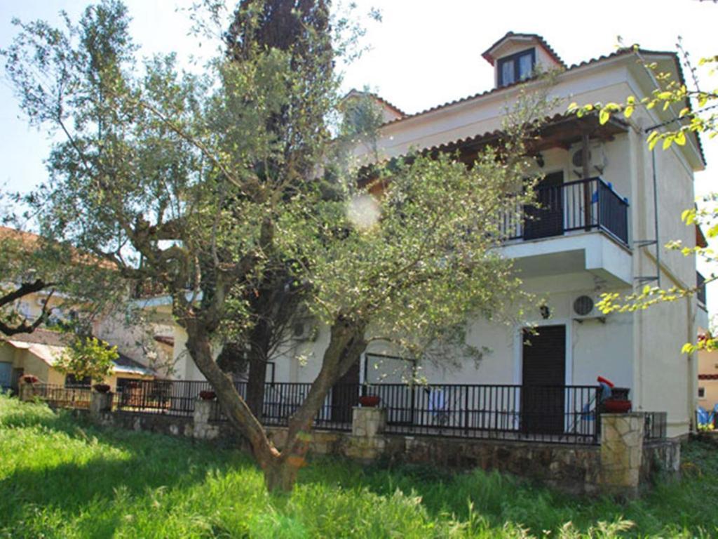 Red Rose Garden Διαμέρισμα Τσιλιβί Εξωτερικό φωτογραφία